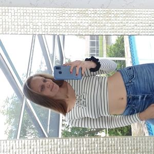 White and black striped long sleeve crop top